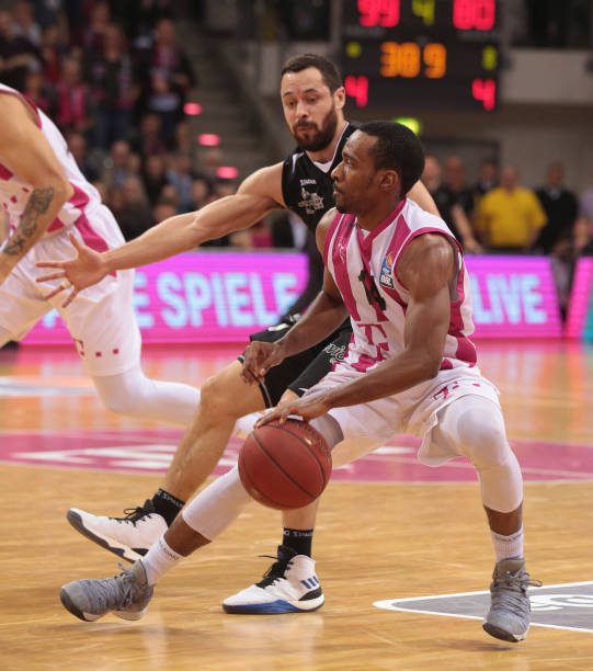 轻的欧洲球 轻的欧洲球