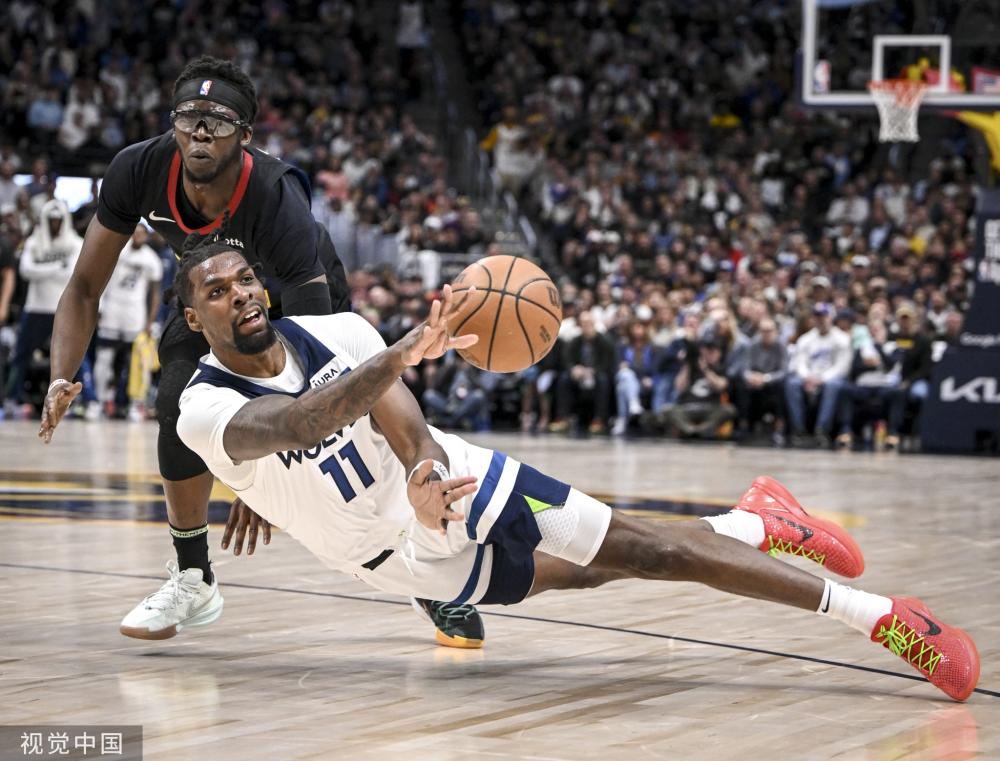 稳居积分榜 稳居积分榜