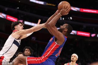 相比之下 相比之下